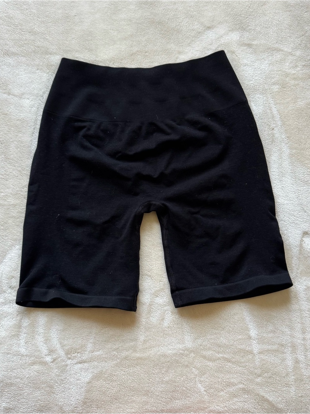 Alphalete Scrunch Bum Black High-RiseShorts